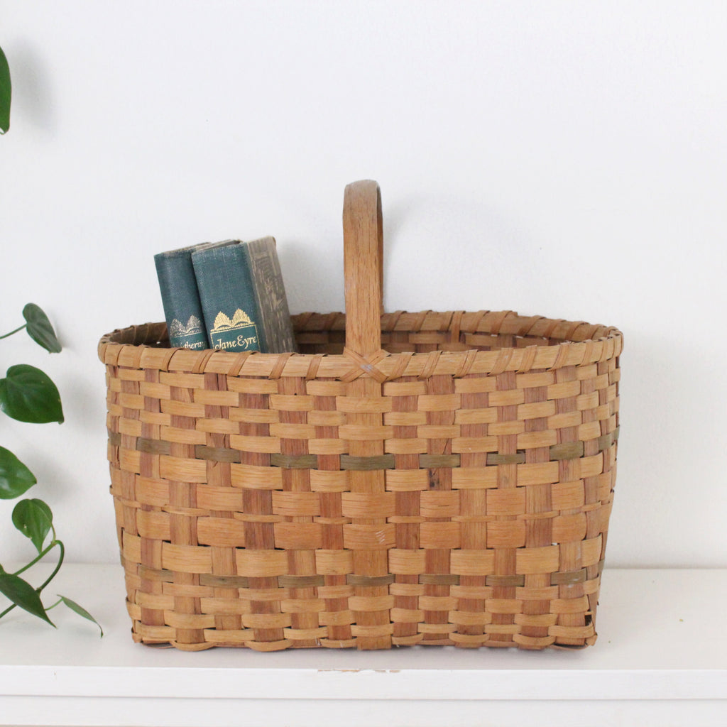 Country Basket with Handle