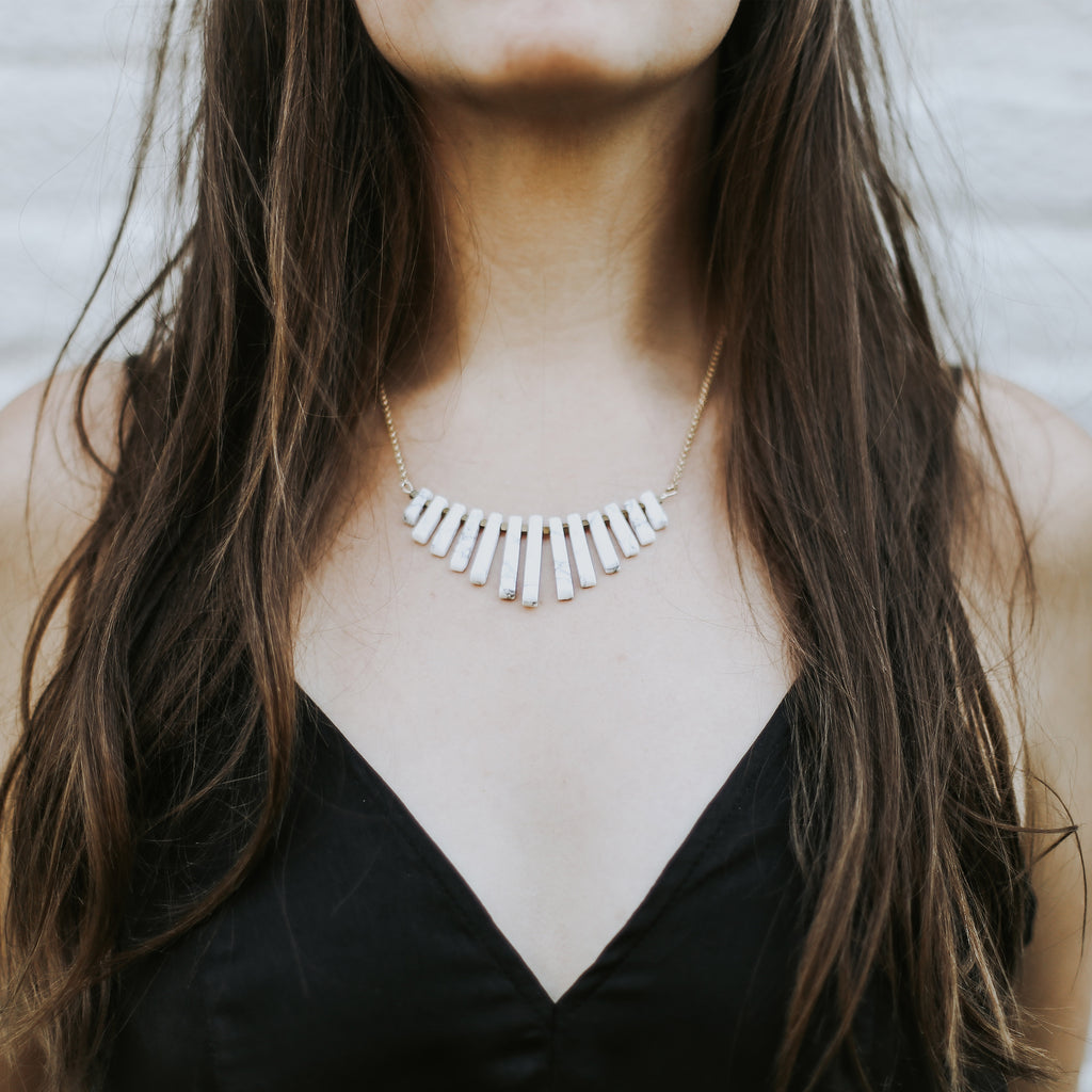 Howlite Collar Necklace